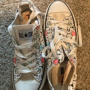 Converse All Stars Chuck Taylor Dog Cat Party Hat women’s 7 men’s 5 NWT